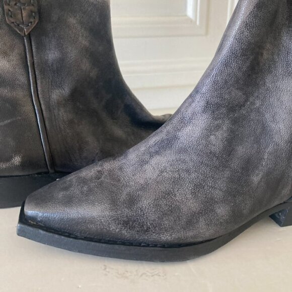 NWOB We The Free Wade Distressed Black Leather Ankle Boots Sz 36 - Picture 2 of 7